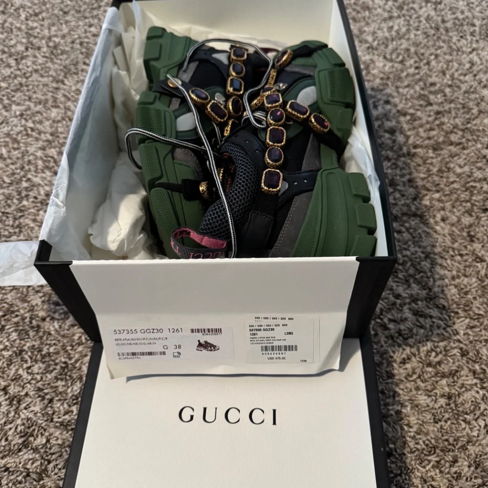 Gucci Women’s Flasktek SEGA Green removable Crystal - Picture 7 of 7